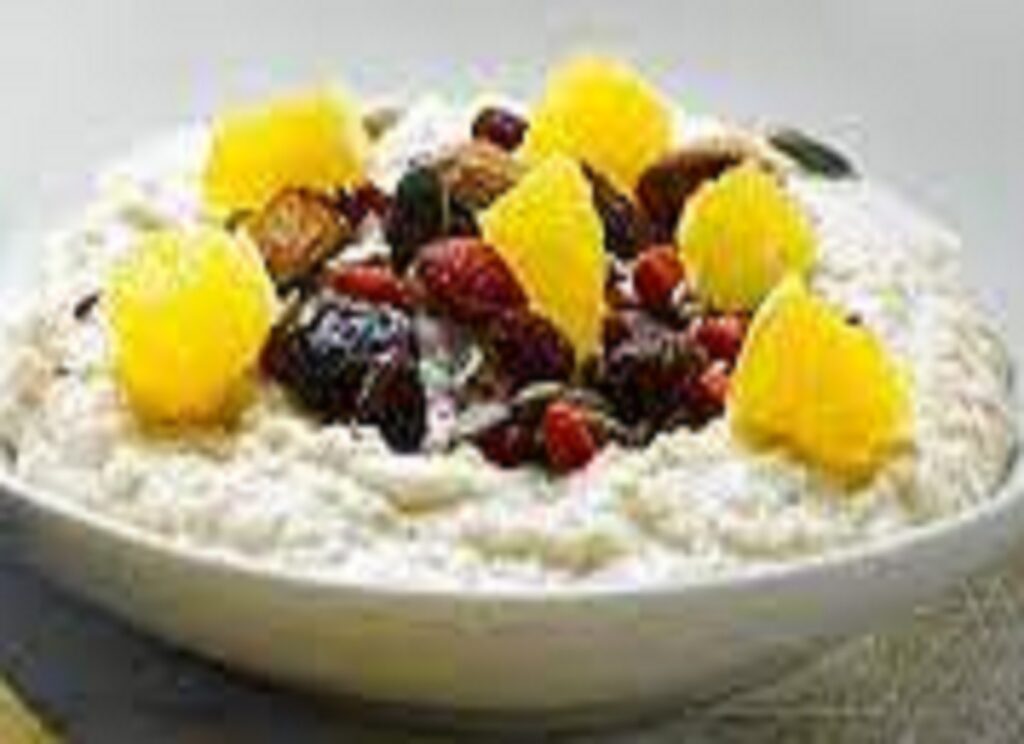 Fruit & nut breakfast bowl