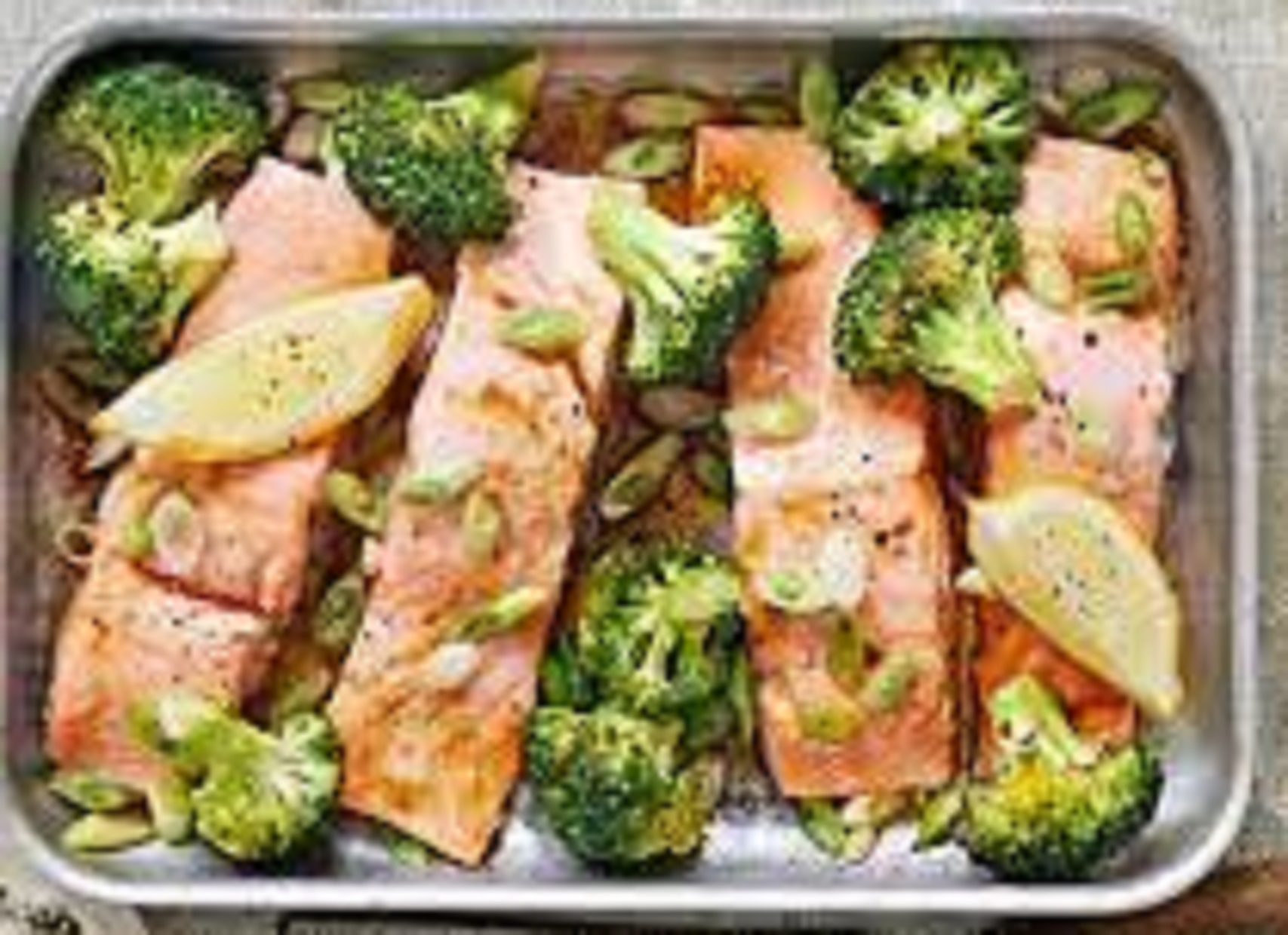 Soy salmon & broccoli traybake