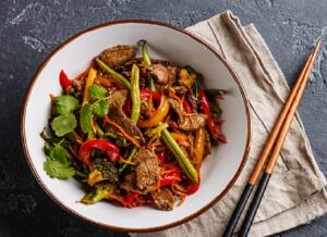 A Hearty and Flavorful Beef Chop Suey Recipe for a Quick and Easy Meal