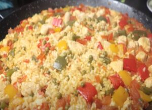 An easy and delicious chicken paella recipe for any night of the week